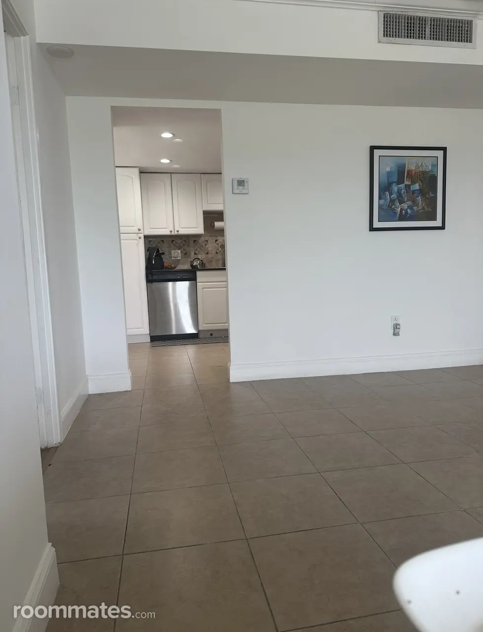 Profile photo 6 of 10