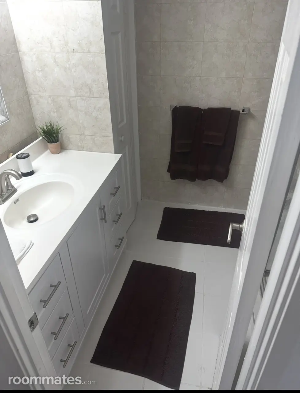 Profile photo 2 of 10