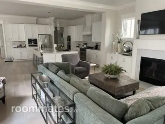 Room for rent in Nashville, TN $1800, house