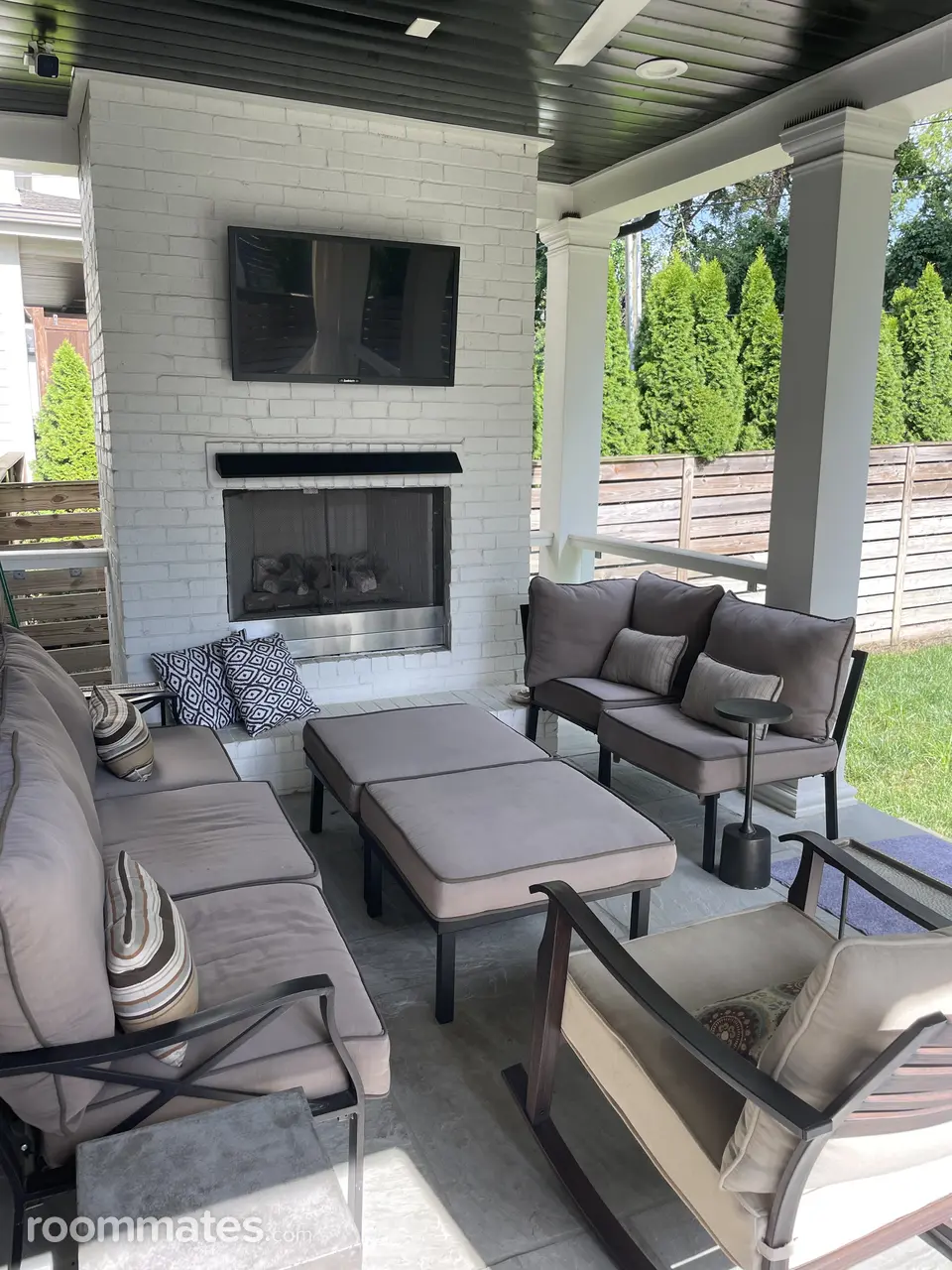 Profile photo 9 of 15