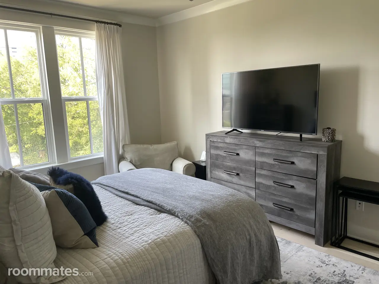 Profile photo 2 of 15