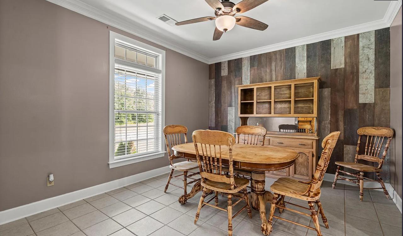 Profile photo 6 of 9