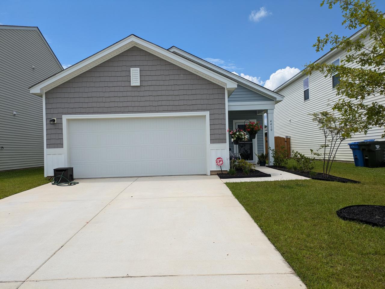 Profile photo 8 of 11