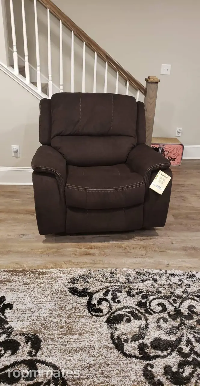 Profile photo 2 of 15