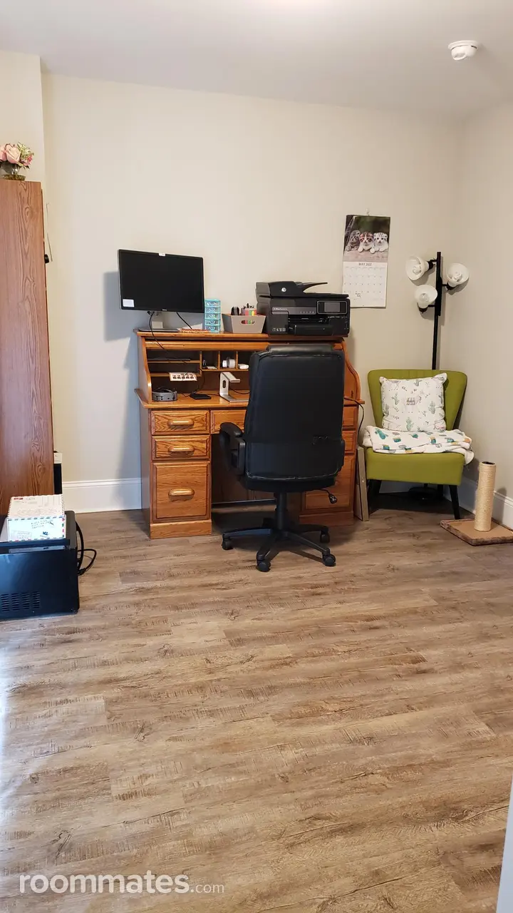 Profile photo 6 of 15