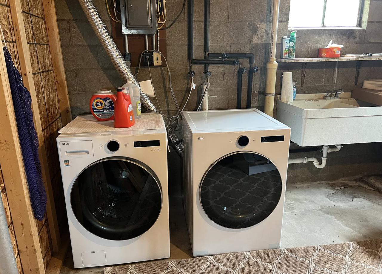 Profile photo 5 of 10