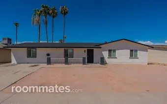 Room for rent in Phoenix, AZ $950, house