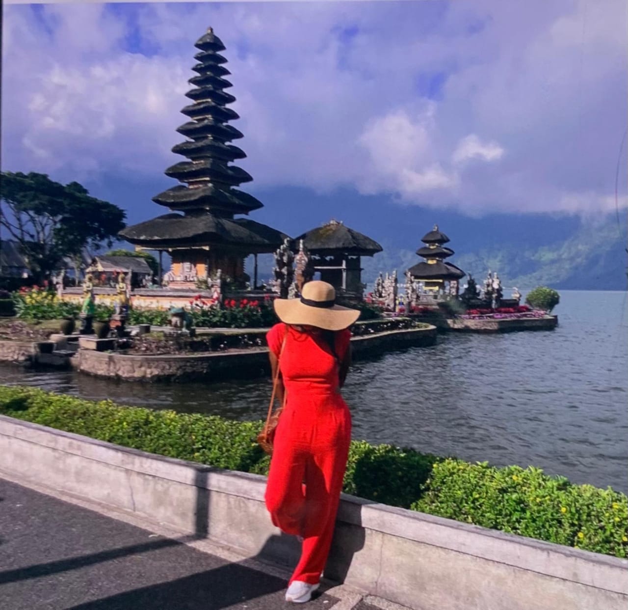 Profile photo 2 of 3