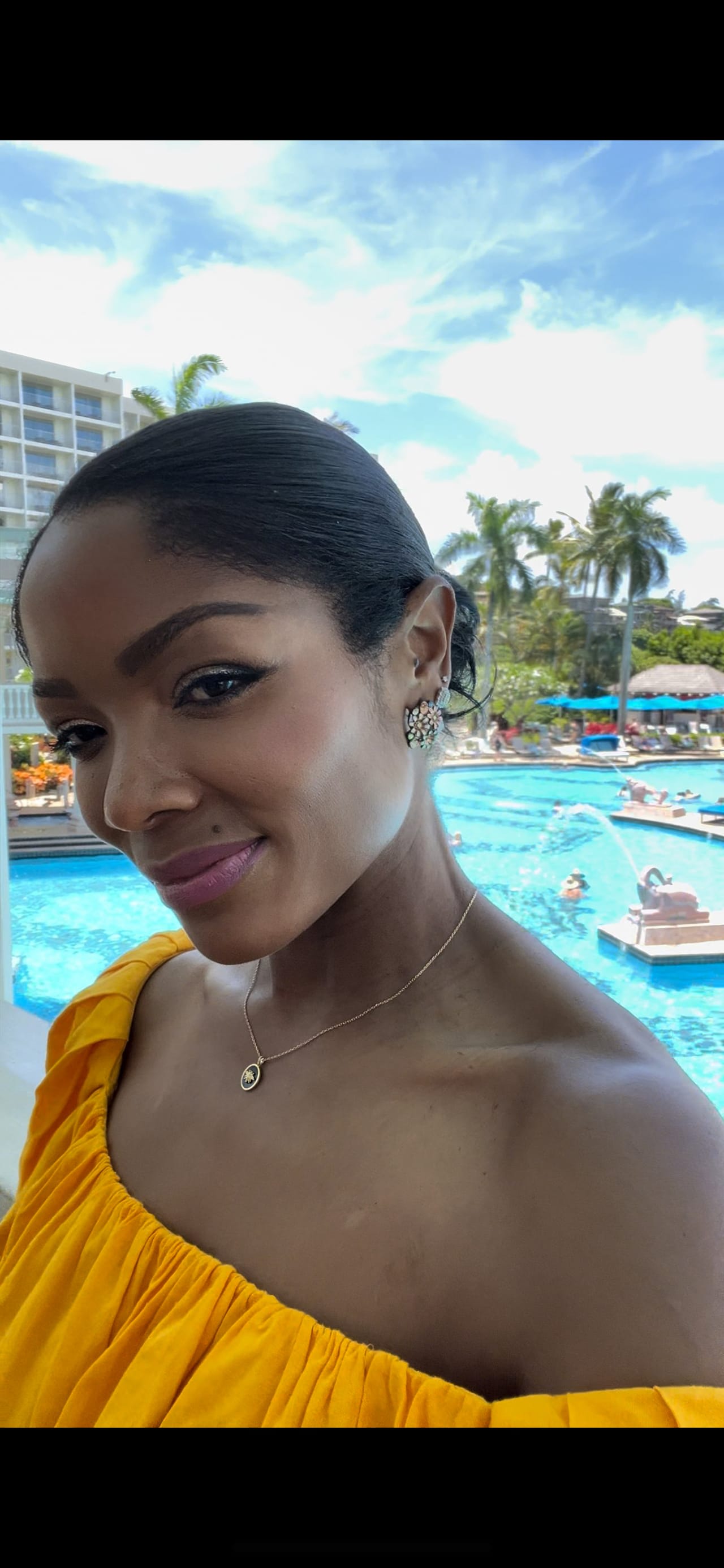 Profile photo 1 of 3