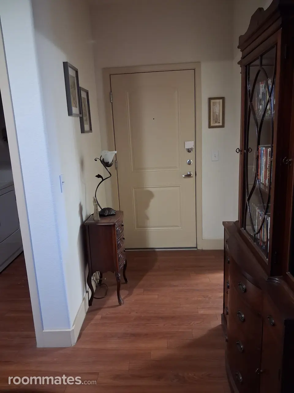 Profile photo 7 of 16