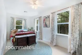 Room for rent in Redding, CA $750, house