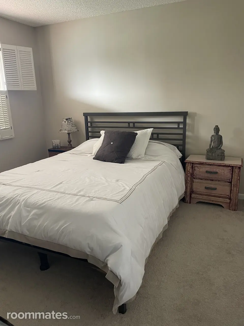 Profile photo 1 of 3