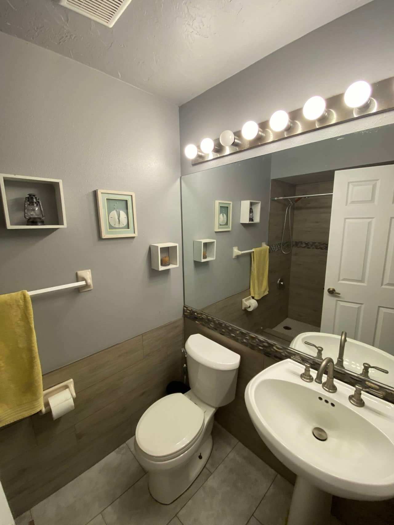 Profile photo 15 of 21