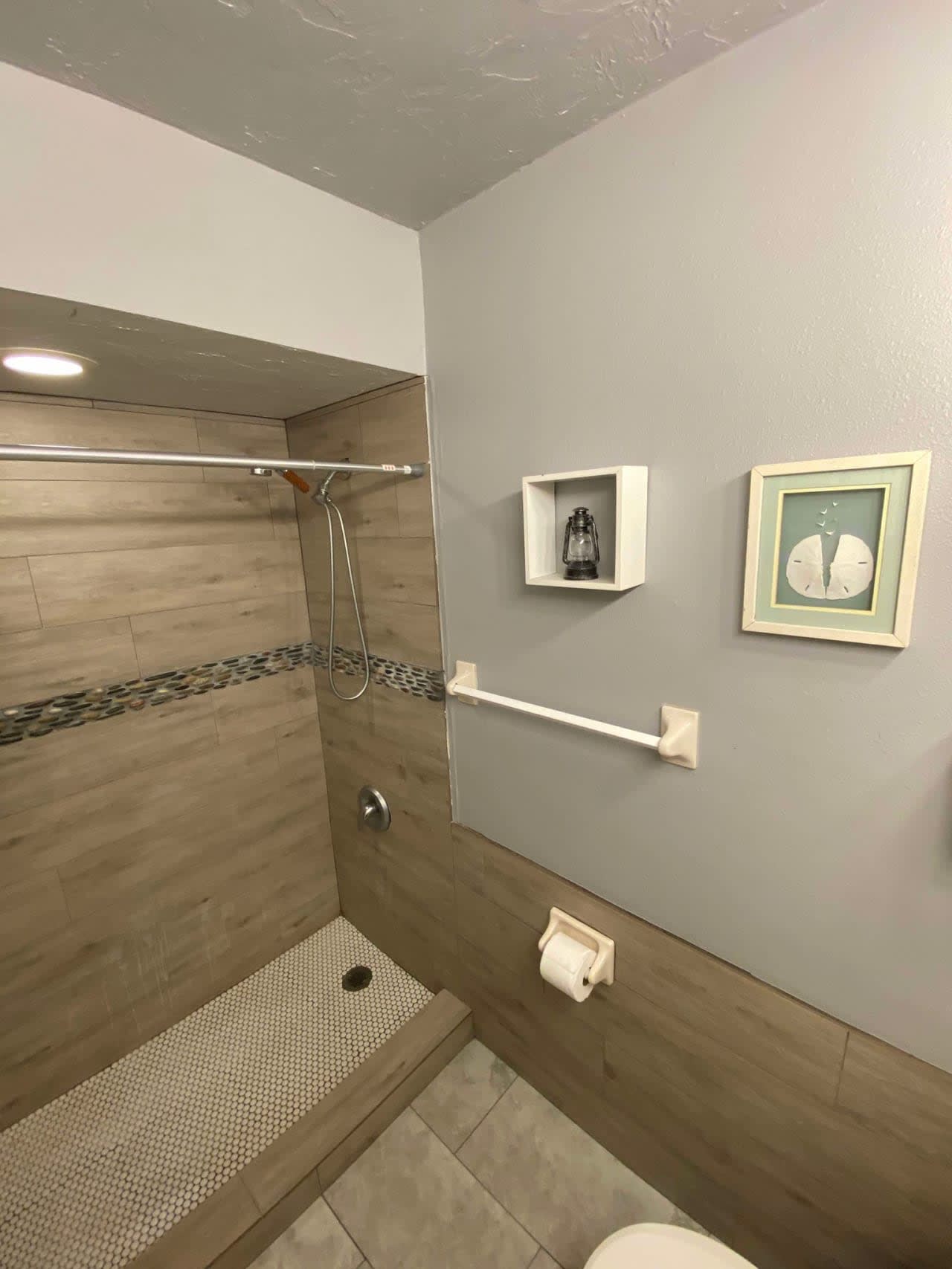 Profile photo 16 of 21