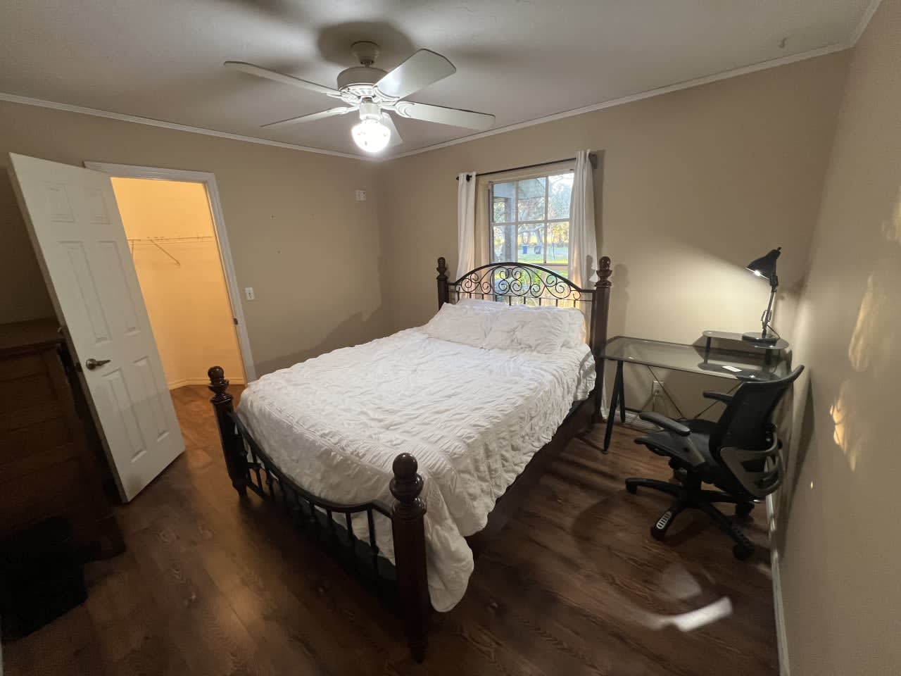 Profile photo 11 of 21