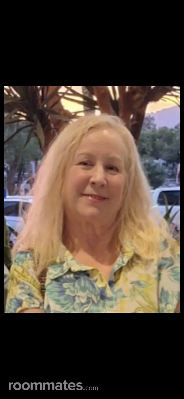 Profile photo 5 of 5