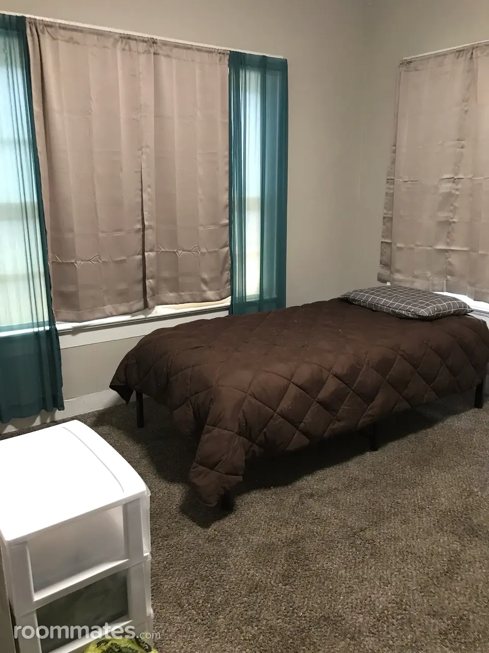 Profile photo 3 of 6