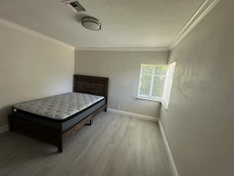 Room for rent in Oakland Park, FL $1300, house