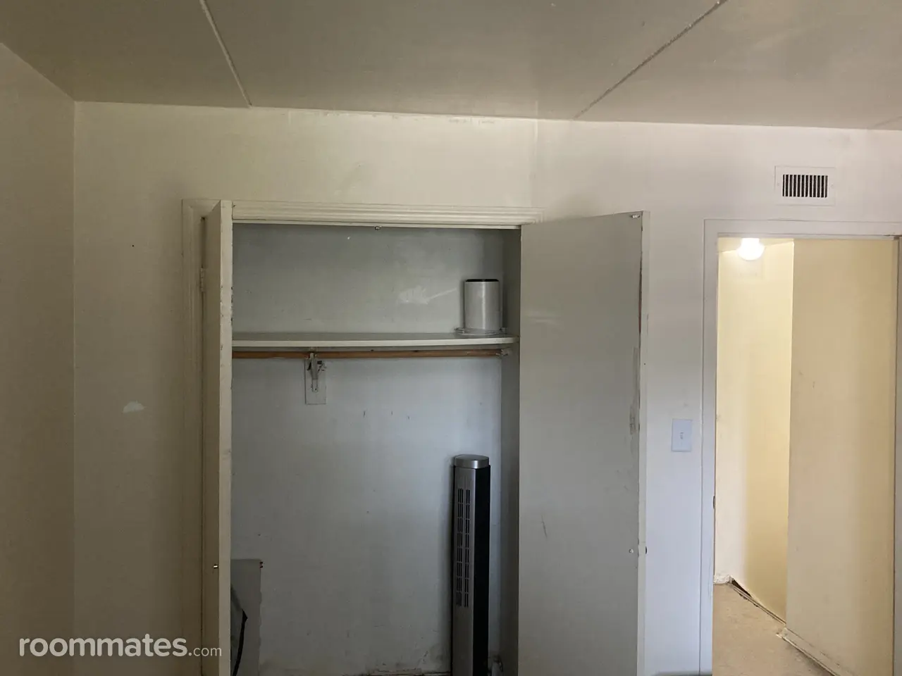 Profile photo 1 of 8