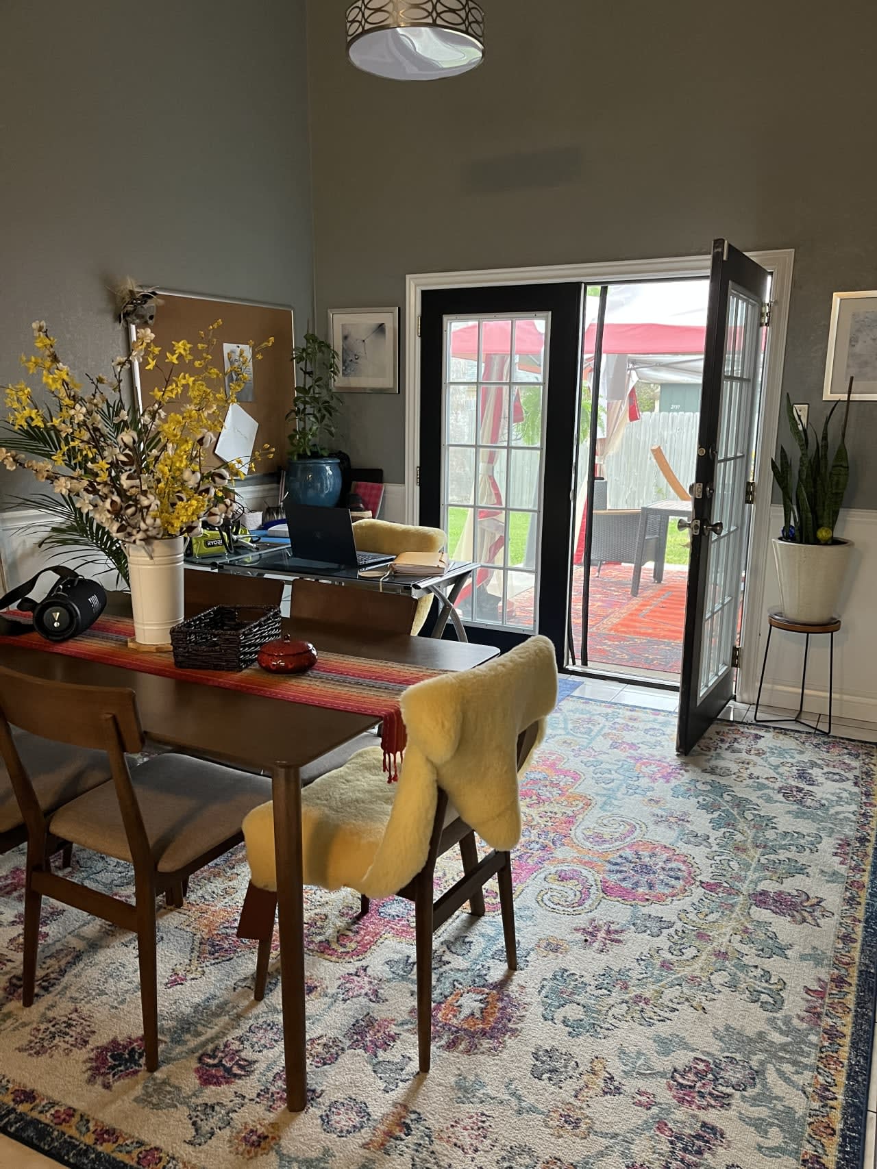 Profile photo 7 of 11