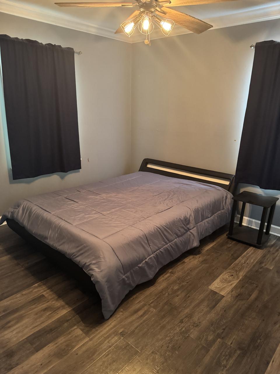 Profile photo 5 of 9