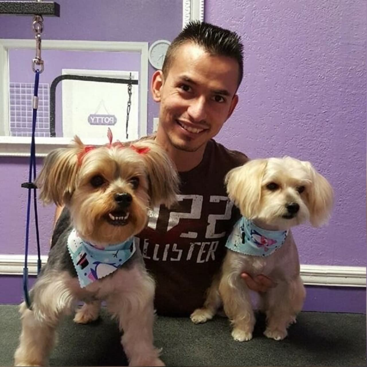 Profile photo 10 of 19