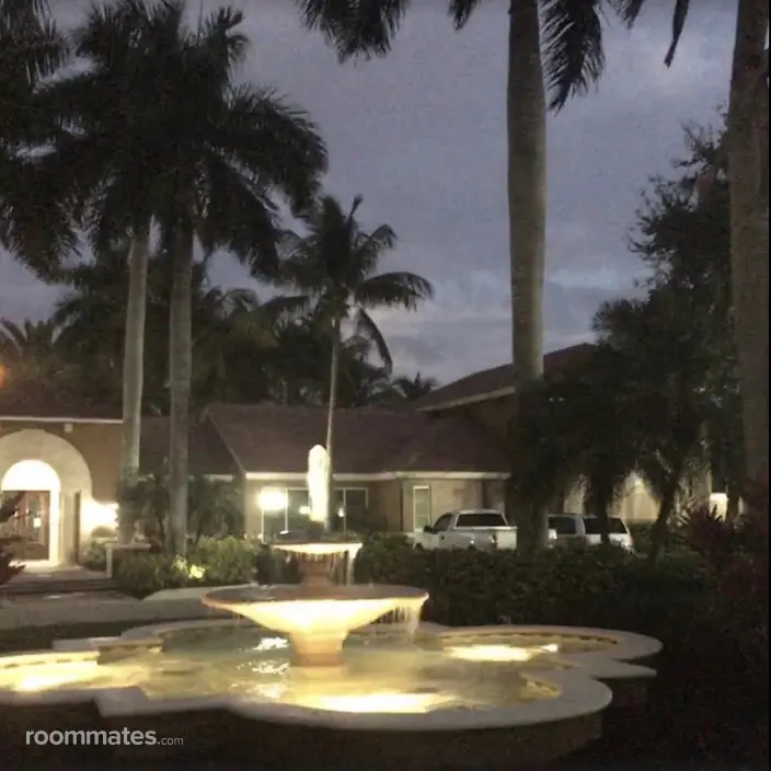 Room for rent in Naples, FL $1000, apartment