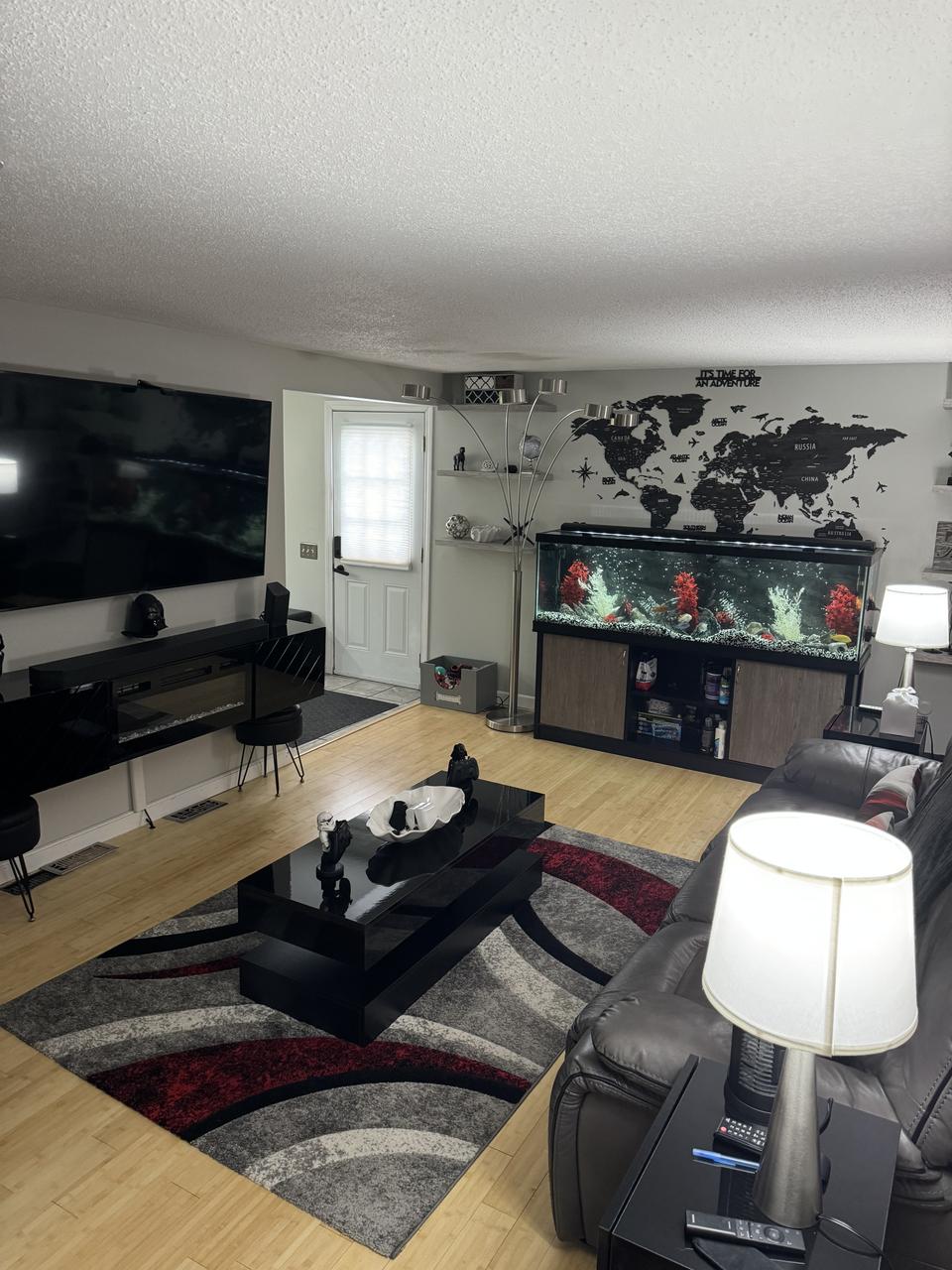 Profile photo 8 of 12