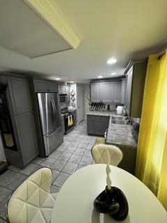 Room for rent in Derry, NH $1100, house