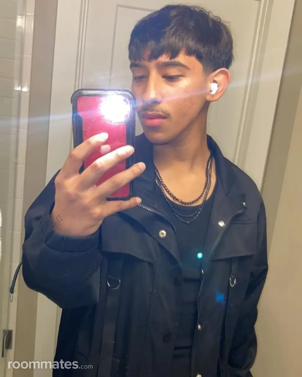 Profile photo 6 of 8