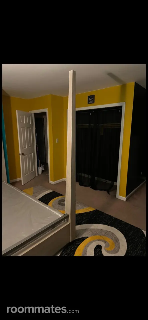 Profile photo 2 of 6