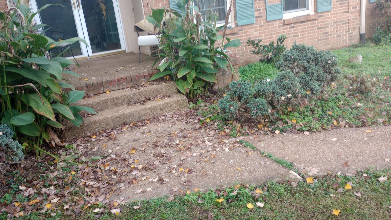 Profile photo 3 of 4