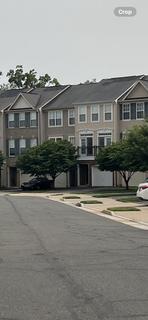 Room for rent in Woodbridge, VA $1000, condo