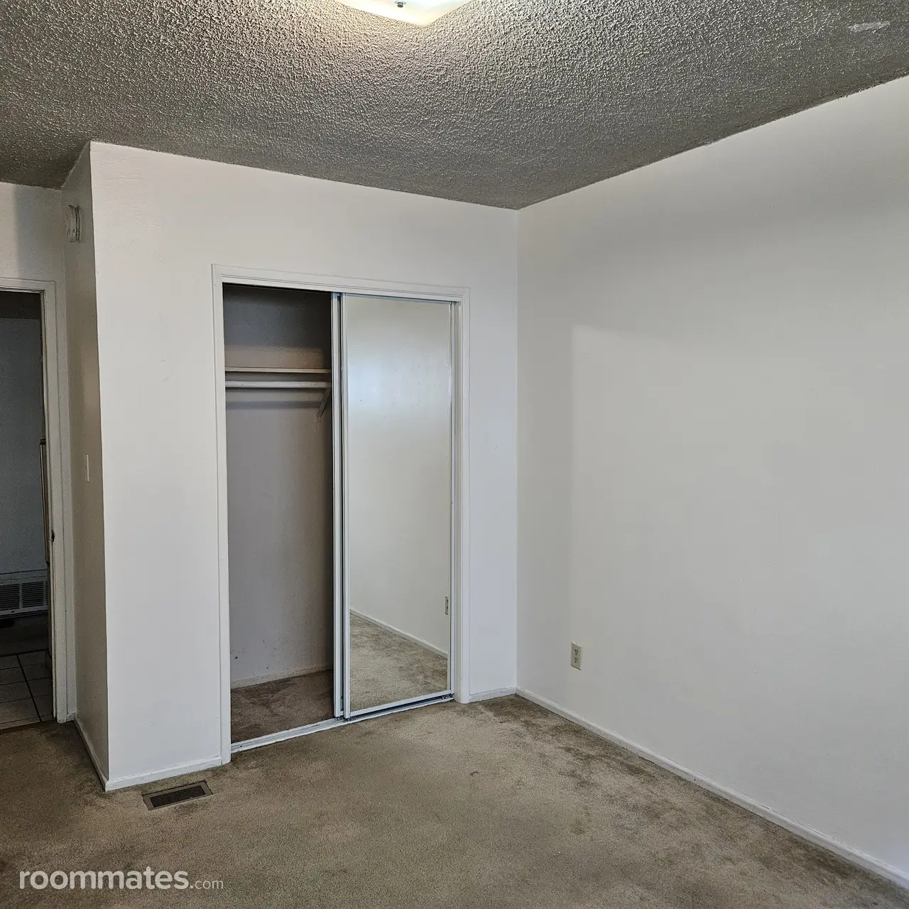 Profile photo 2 of 12