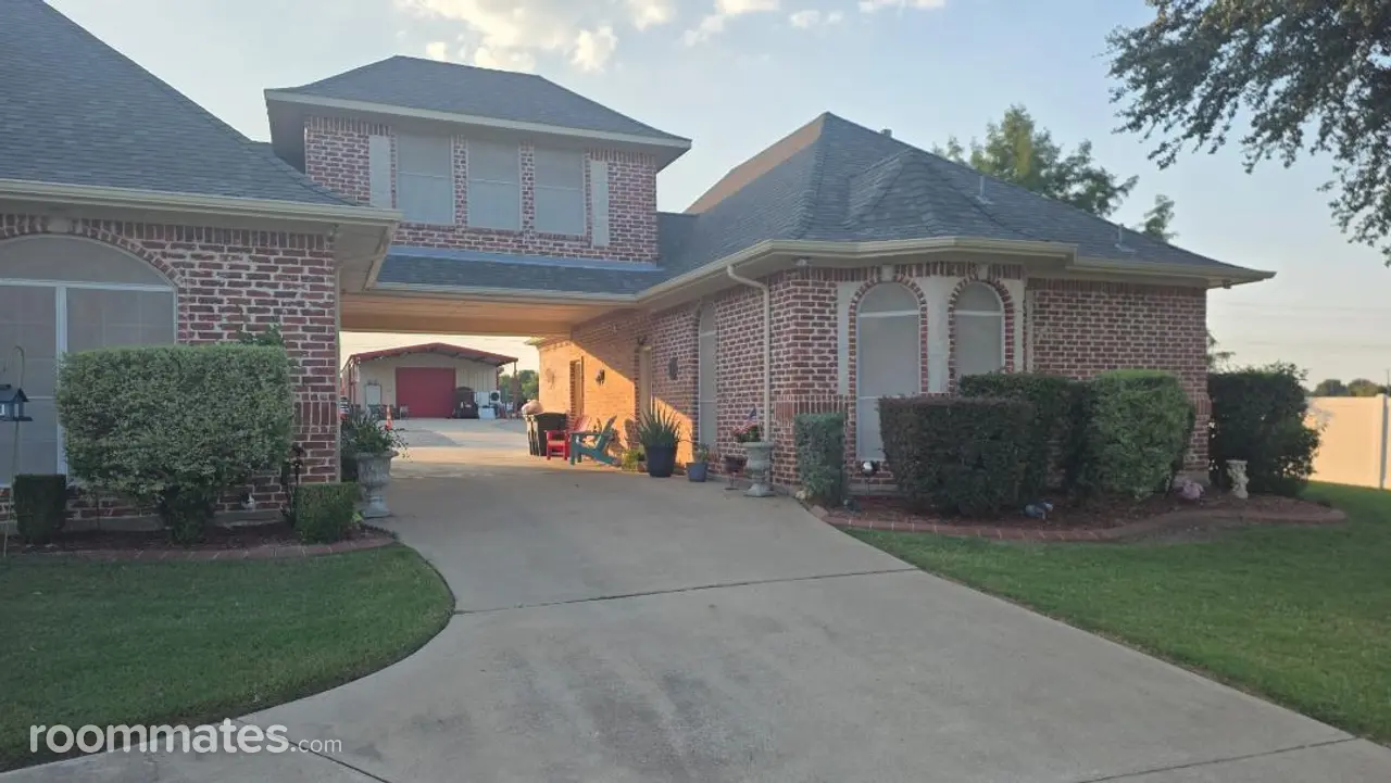 Profile photo 6 of 11