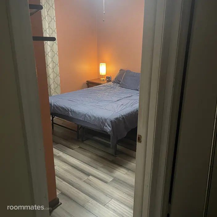 Room for rent in Orlando, FL $700, house