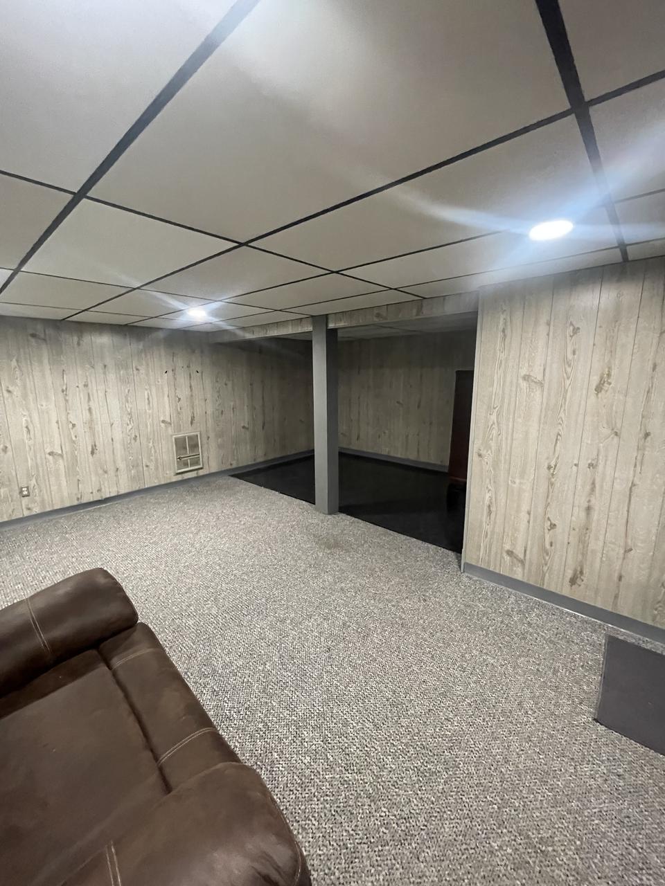 Profile photo 1 of 4