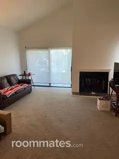 Room for rent in Santa Rosa, CA $1200, condo