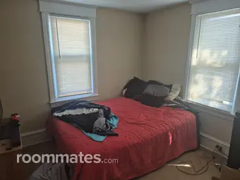 Room for rent in Paulsboro, NJ $1300, house