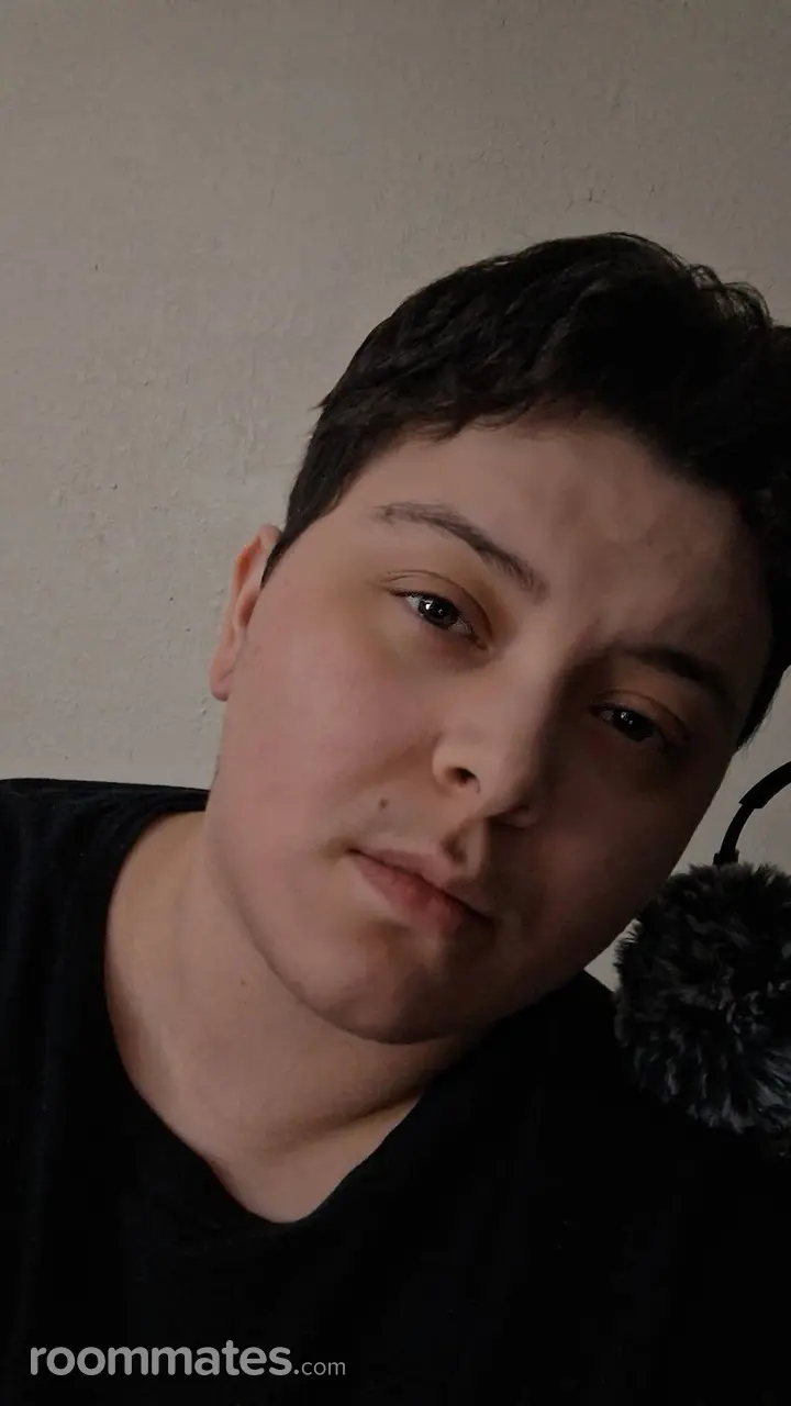 Profile photo 1 of 1