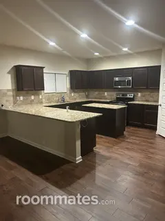 Room for rent in Hampton, GA $1000, house