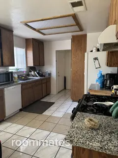 Room for rent in Apple Valley, CA $650, house