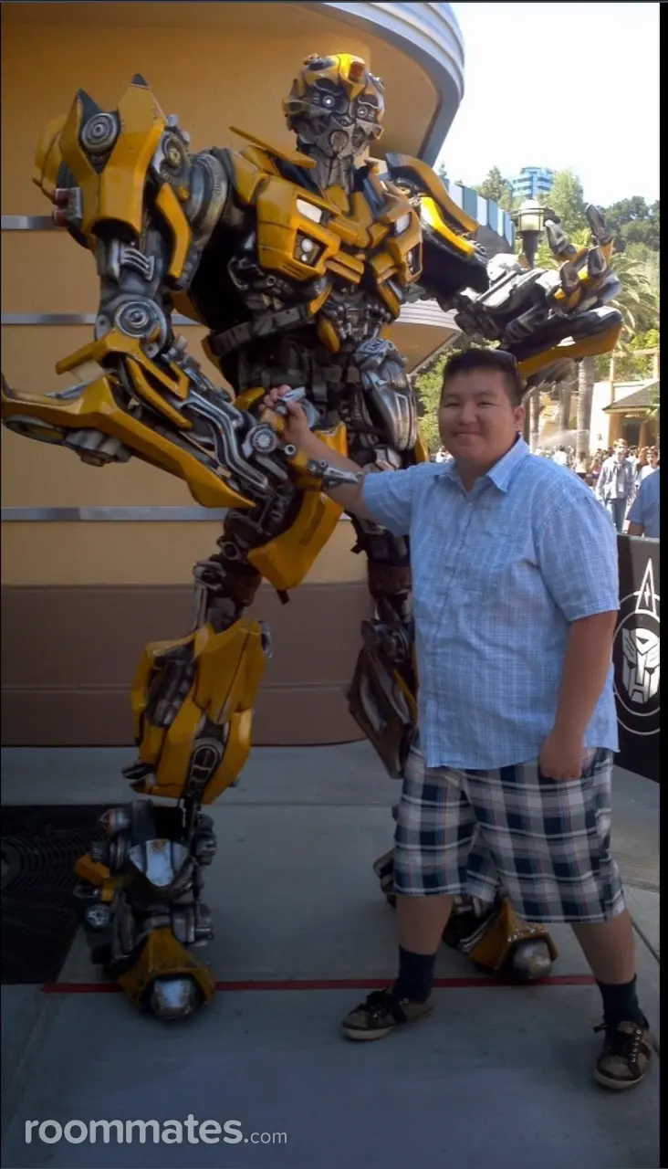 Profile photo 7 of 12