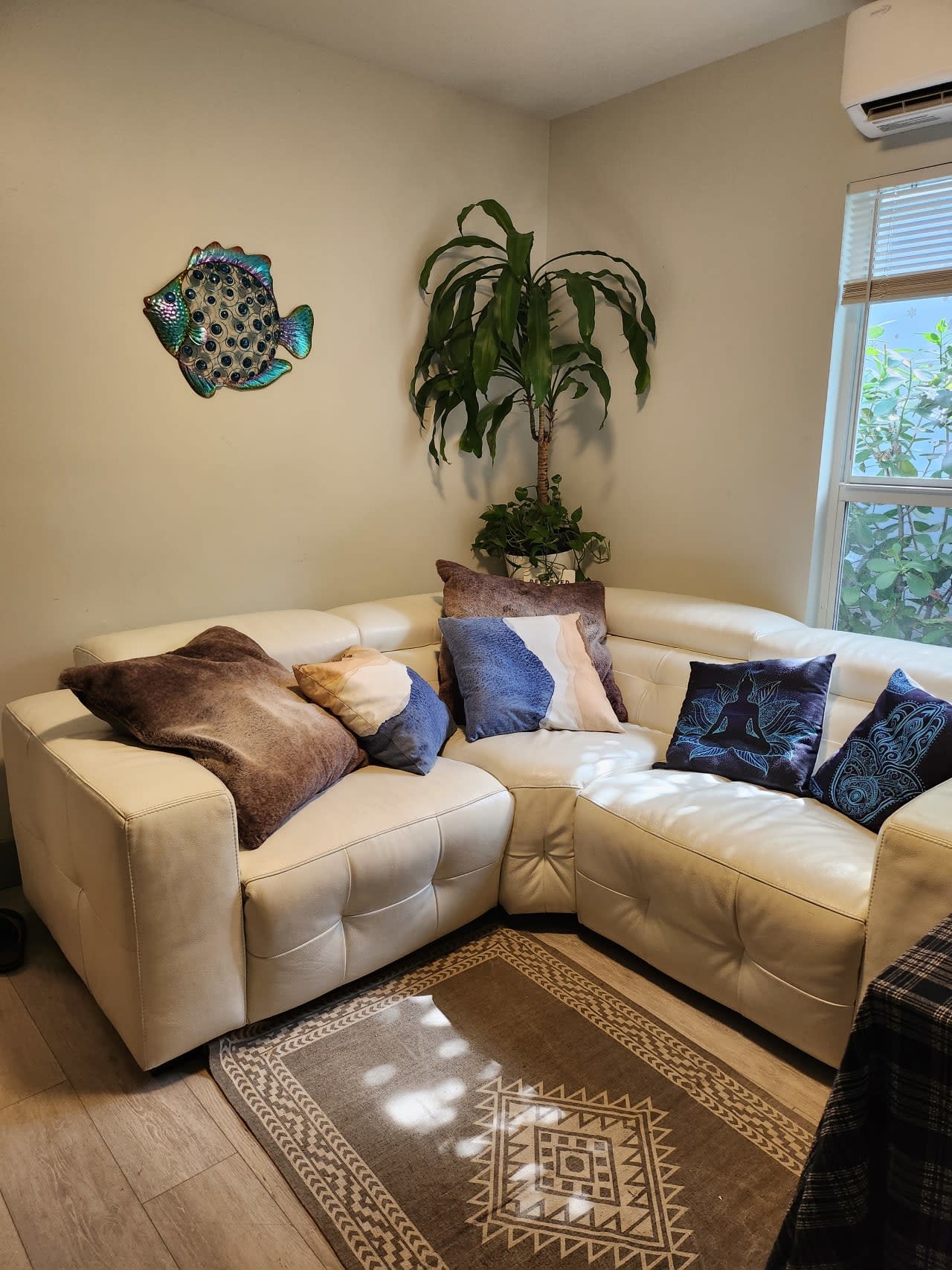 Profile photo 7 of 18