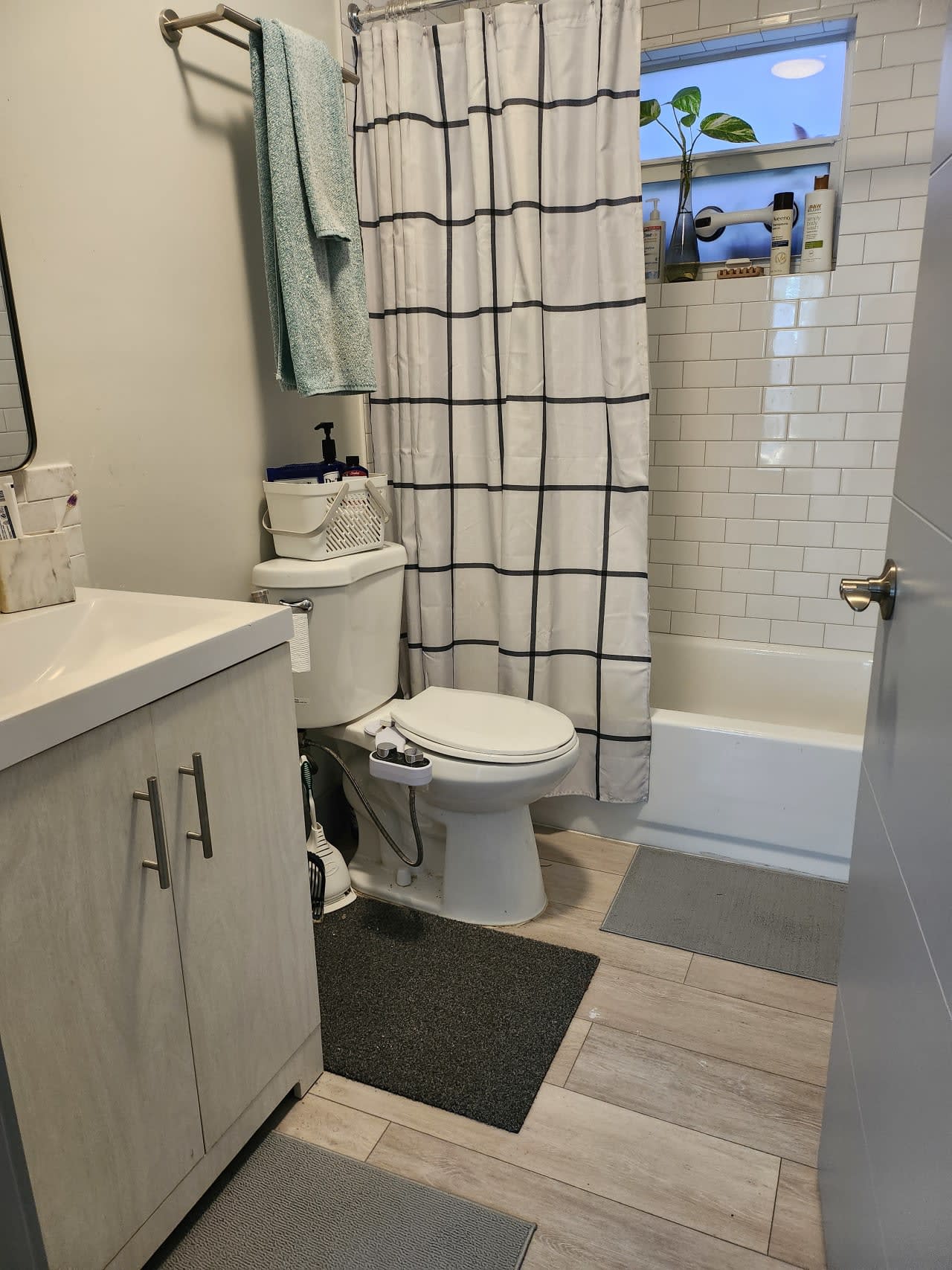 Profile photo 4 of 18