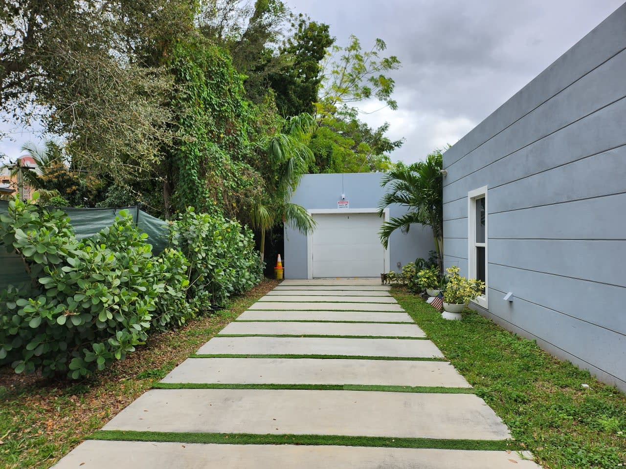 Profile photo 8 of 18