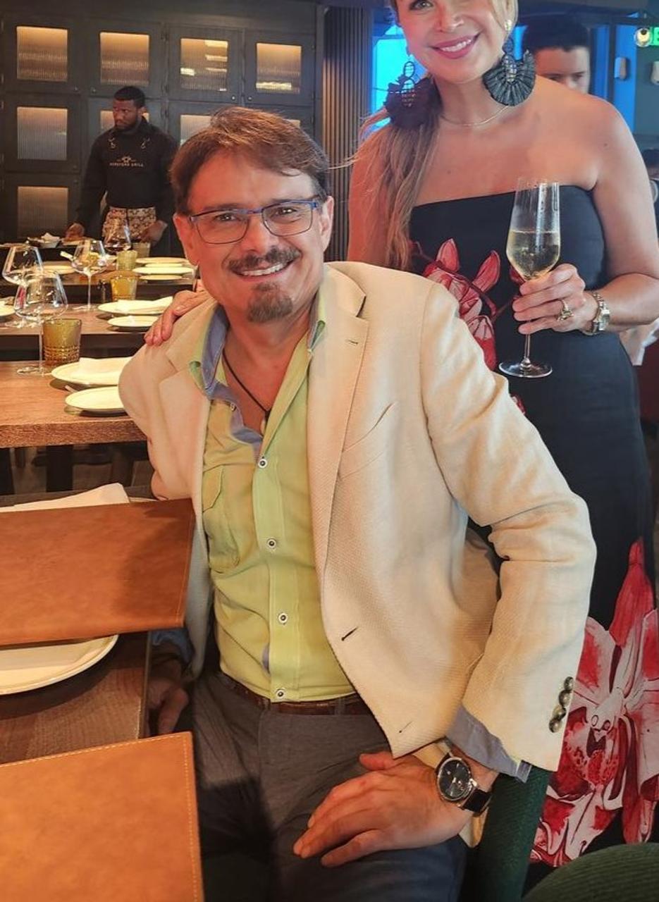 Profile photo 18 of 18