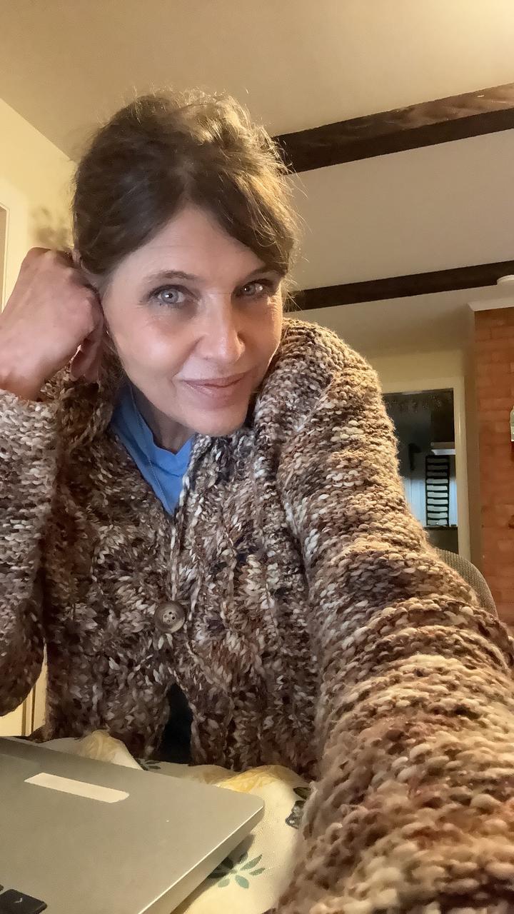 Profile photo 7 of 11