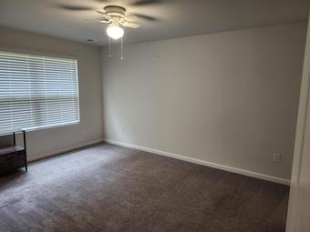 Room for rent in Ruther Glen, VA $1350, house