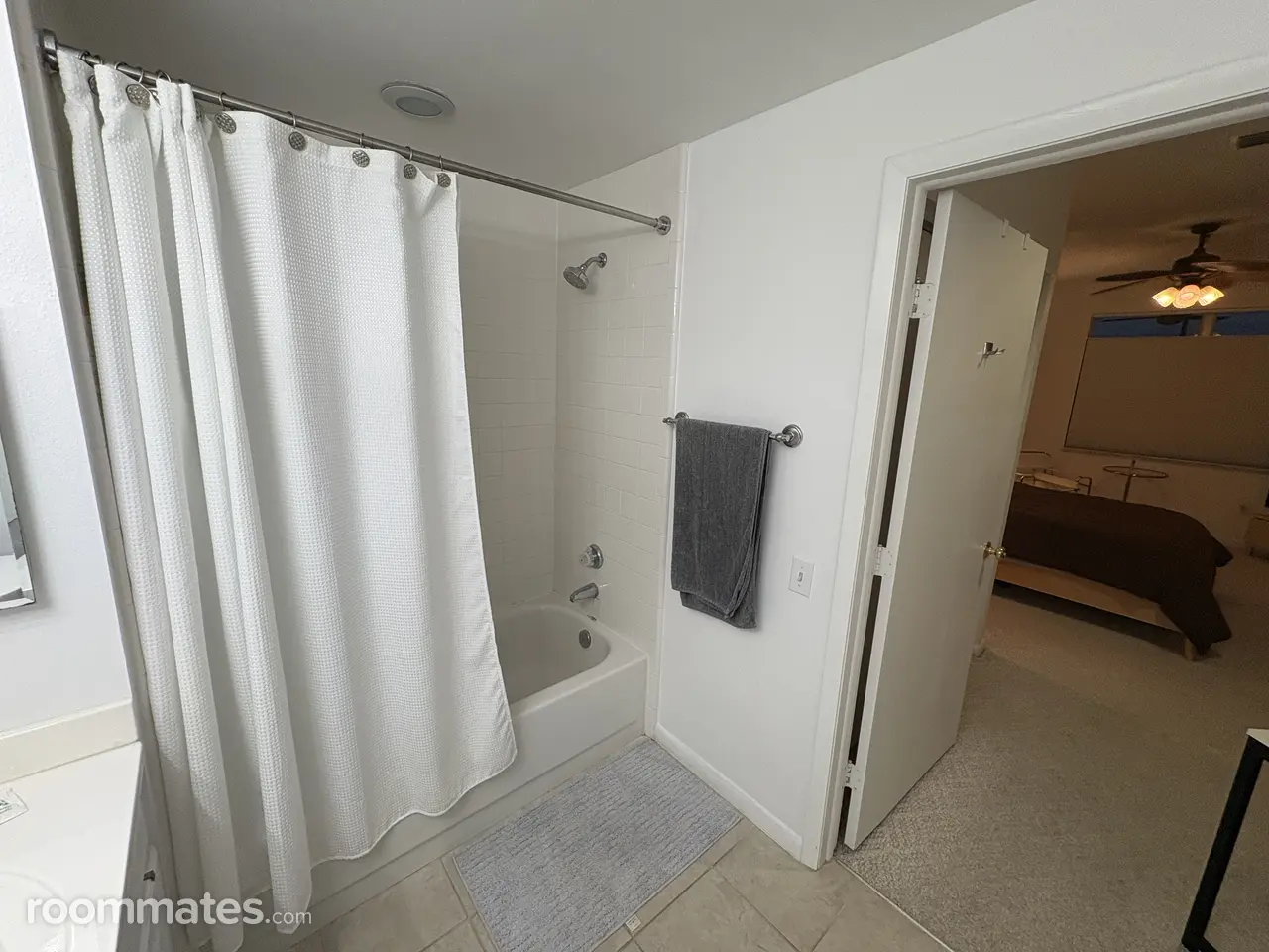 Profile photo 3 of 12